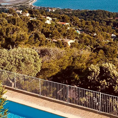 Le Nid D'or - Seul Au Monde Face à La Appartamento Hyères